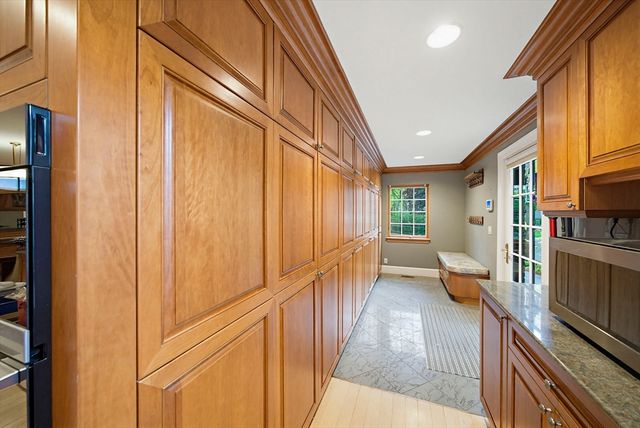 72 Beverly Road, Brookline, MA 02467