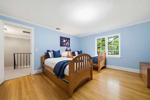 72 Beverly Road, Brookline, MA 02467