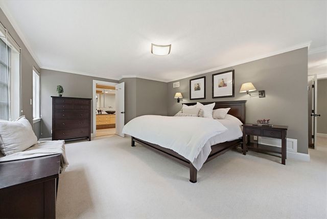 72 Beverly Road, Brookline, MA 02467