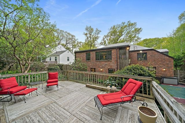 72 Beverly Road, Brookline, MA 02467