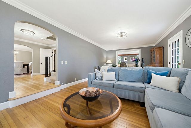 72 Beverly Road, Brookline, MA 02467