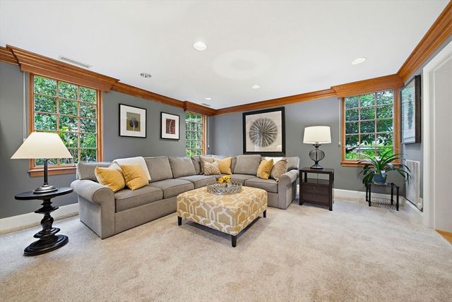 72 Beverly Road, Brookline, MA 02467