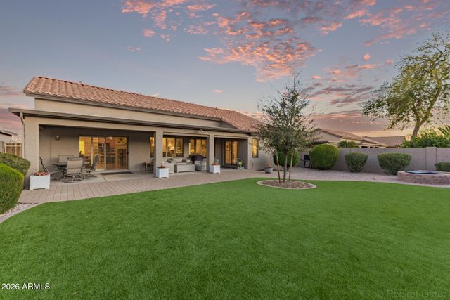 24216 S BRIARCREST Drive, Sun Lakes, AZ 85248