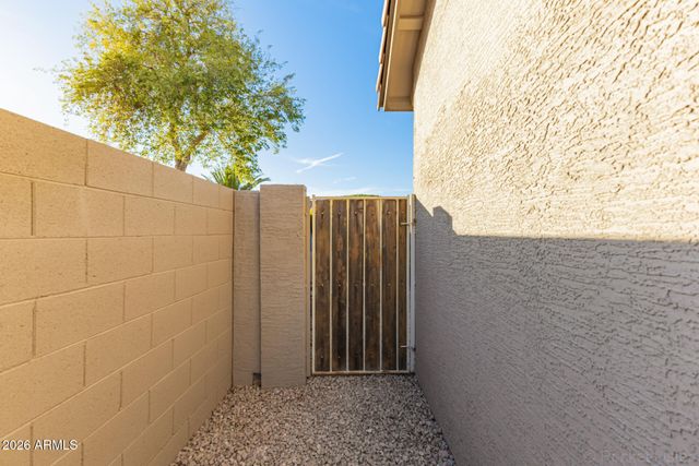 24216 S BRIARCREST Drive, Sun Lakes, AZ 85248