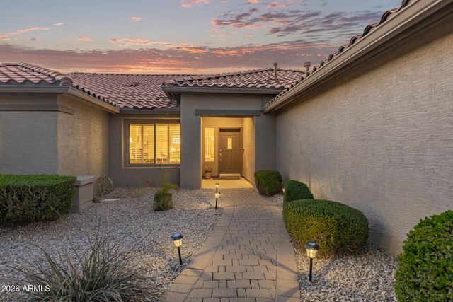 24216 S BRIARCREST Drive, Sun Lakes, AZ 85248