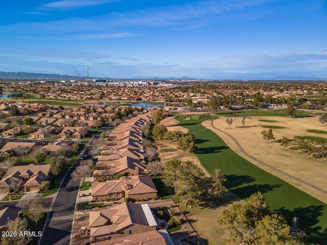 24216 S BRIARCREST Drive, Sun Lakes, AZ 85248