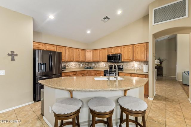 24216 S BRIARCREST Drive, Sun Lakes, AZ 85248