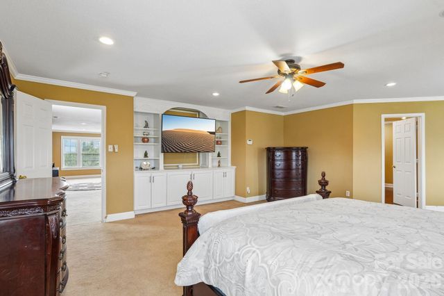 336 Farm Springs Drive, Mount Holly, NC 28120