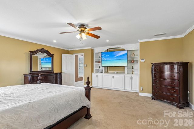 336 Farm Springs Drive, Mount Holly, NC 28120