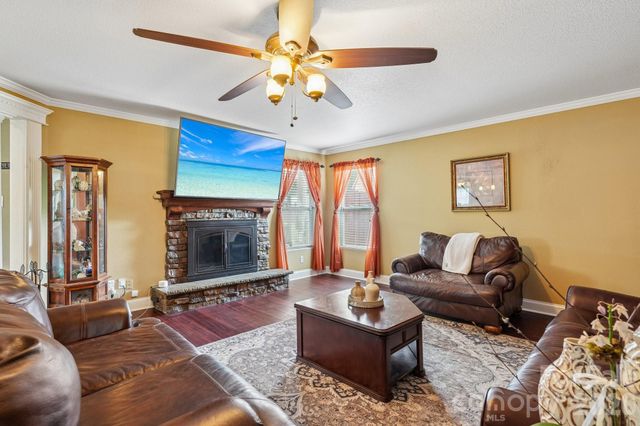 336 Farm Springs Drive, Mount Holly, NC 28120