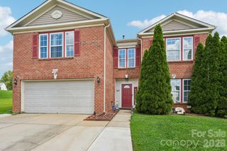 336 Farm Springs Drive, Mount Holly, NC 28120