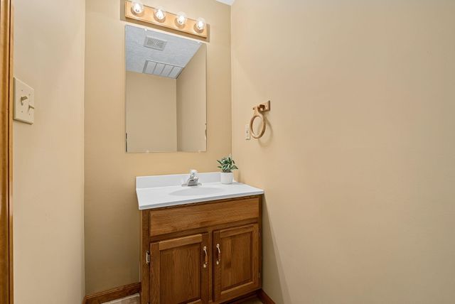 6373 Ring Neck Drive 6373 Ring Neck Drive, Dayton, OH 45424