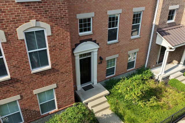 9454 Oakley Drive, Indianapolis, IN 46260