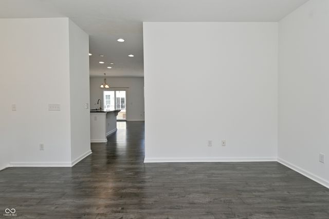 9454 Oakley Drive, Indianapolis, IN 46260