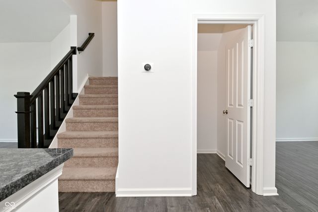 9454 Oakley Drive, Indianapolis, IN 46260
