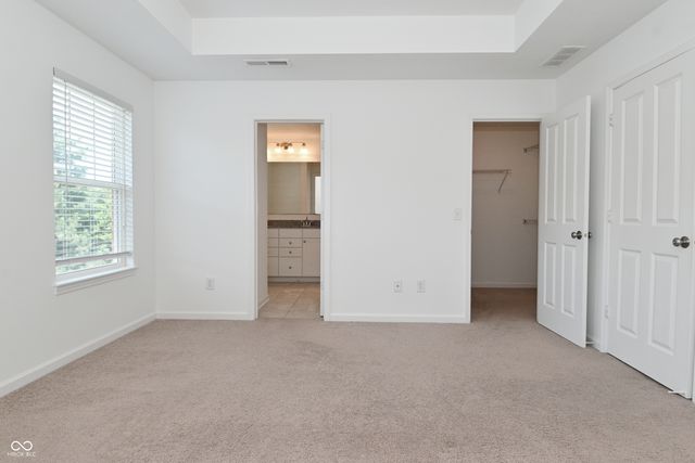 9454 Oakley Drive, Indianapolis, IN 46260