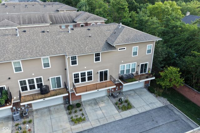 9454 Oakley Drive, Indianapolis, IN 46260