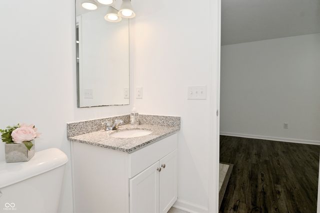 9454 Oakley Drive, Indianapolis, IN 46260