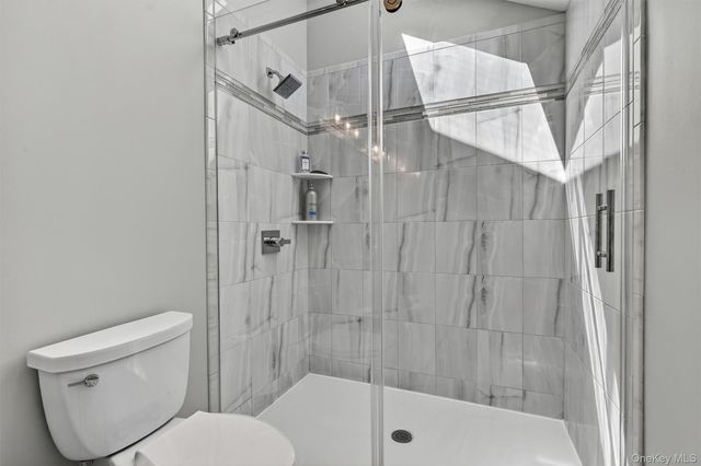721 Hewitt Lane, New Windsor, NY 12553