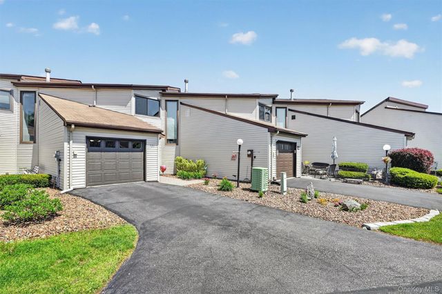 721 Hewitt Lane, New Windsor, NY 12553