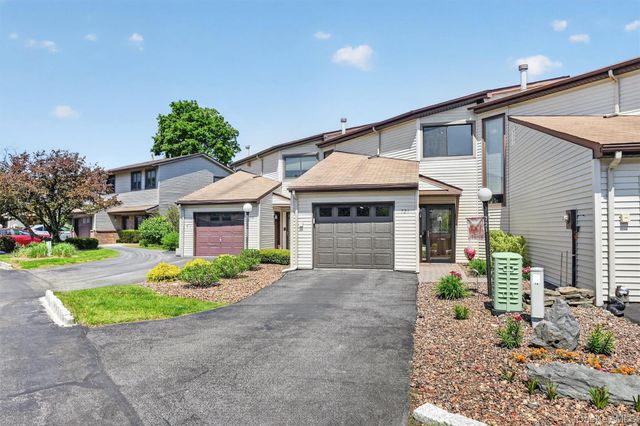721 Hewitt Lane, New Windsor, NY 12553