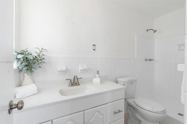 4331 NW 9th Ct, Coconut Creek, FL 33066