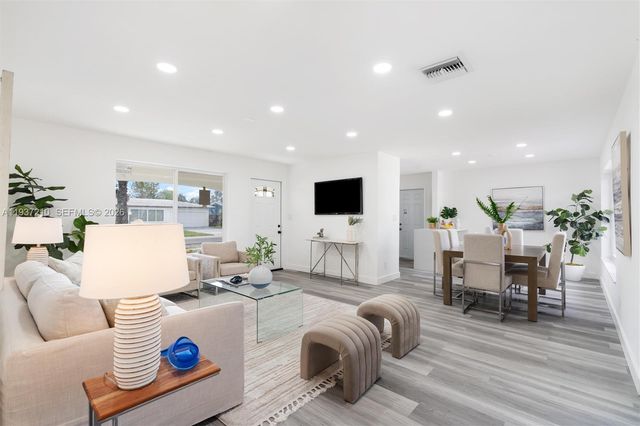 4331 NW 9th Ct, Coconut Creek, FL 33066