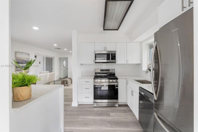 4331 NW 9th Ct, Coconut Creek, FL 33066