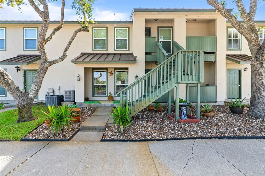 302 St Andrews K-102, Rockport, TX 78382 — exterior