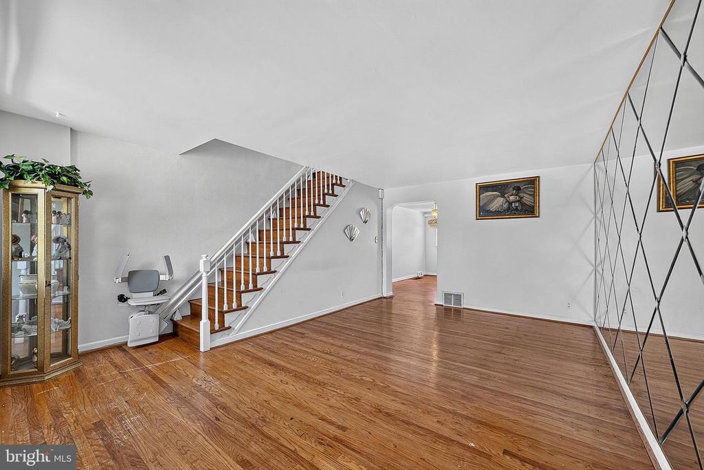 8318 THOURON AVE, PHILADELPHIA, PA 19150 — photo 3