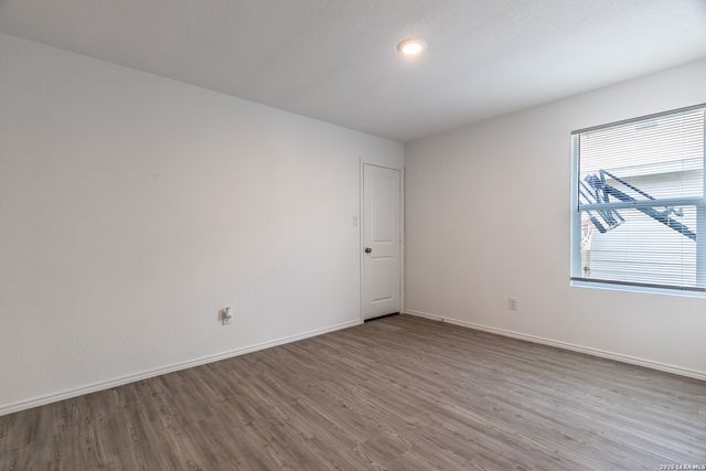 2822 Millikan Dr, Converse, TX 78109