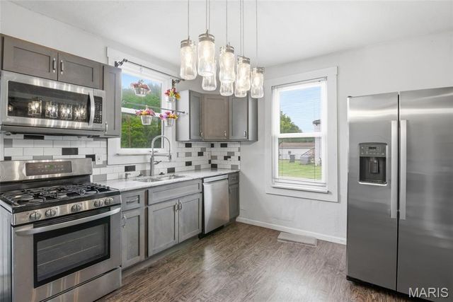 6101 W C Street, Belleville, IL 62223