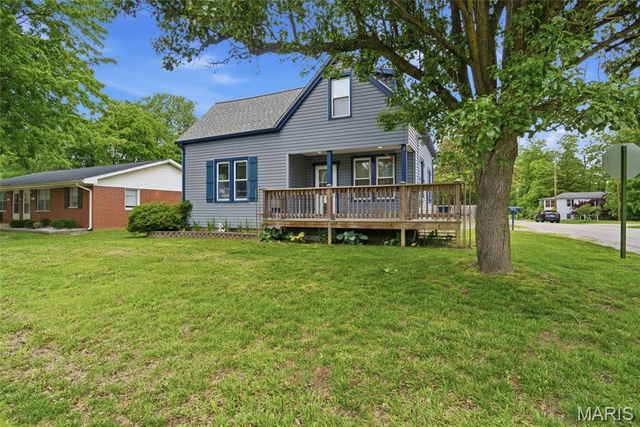 6101 W C Street, Belleville, IL 62223