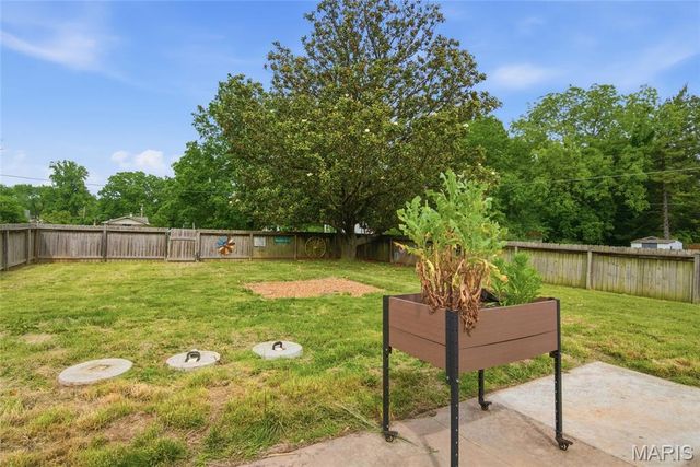 6101 W C Street, Belleville, IL 62223