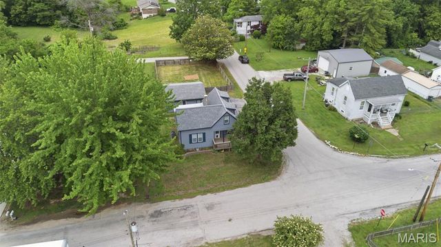 6101 W C Street, Belleville, IL 62223