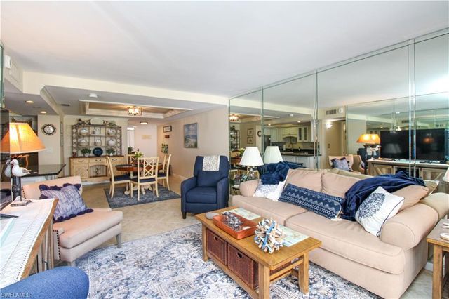 3443 Gulf Shore BLVD N 213, Naples, FL 34103