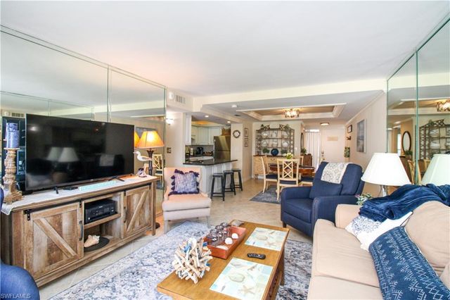 3443 Gulf Shore BLVD N 213, Naples, FL 34103