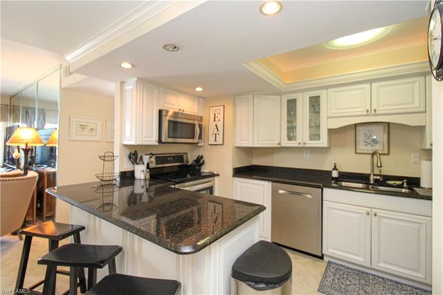 3443 Gulf Shore BLVD N 213, Naples, FL 34103