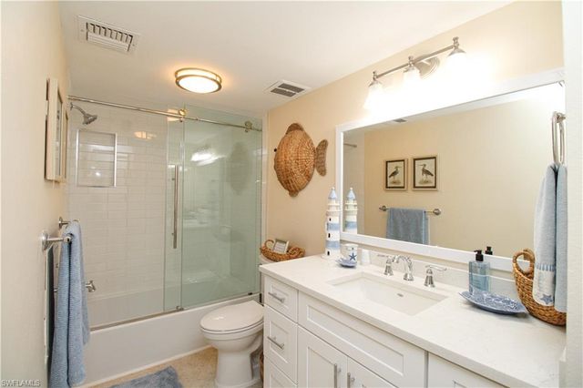 3443 Gulf Shore BLVD N 213, Naples, FL 34103