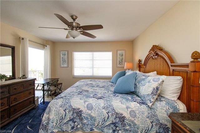 3443 Gulf Shore BLVD N 213, Naples, FL 34103