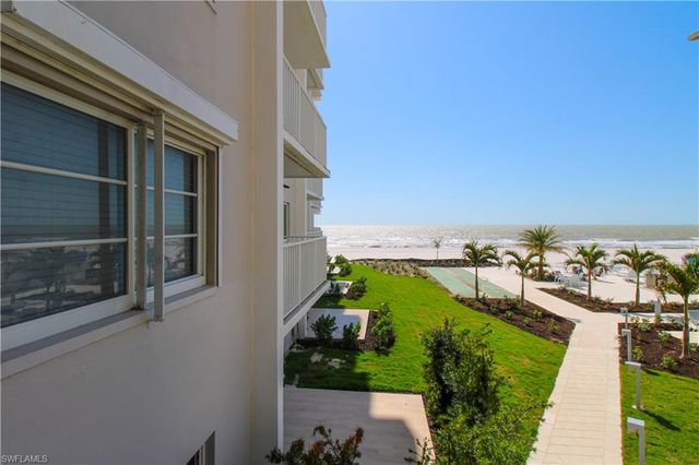 3443 Gulf Shore BLVD N 213, Naples, FL 34103