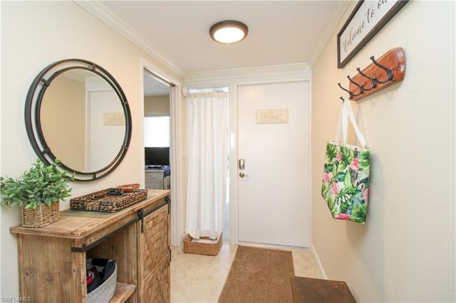 3443 Gulf Shore BLVD N 213, Naples, FL 34103