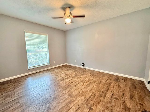 1015 Bryan St, Jacksonville, TX 75766