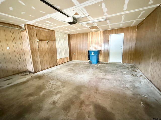 1015 Bryan St, Jacksonville, TX 75766