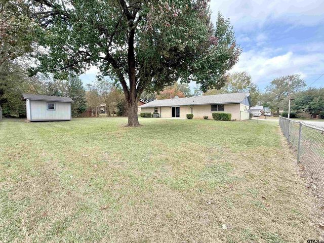 1015 Bryan St, Jacksonville, TX 75766