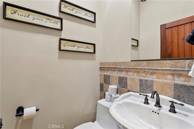 858 Fox Tower Way, Big Bear Lake, CA 92314