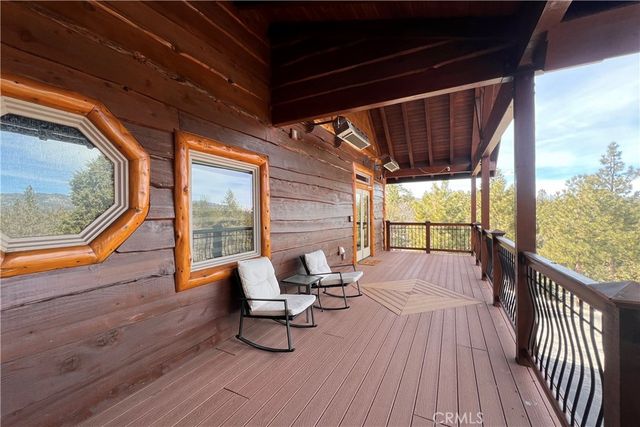 858 Fox Tower Way, Big Bear Lake, CA 92314