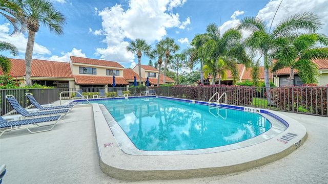 5294 HUNTINGWOOD COURT 59, Sarasota, FL 34235