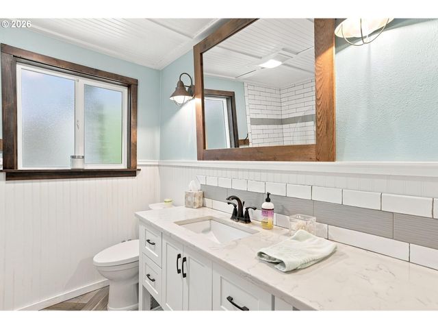 24205 Ne 232ND Ave, Battle Ground, WA 98604
