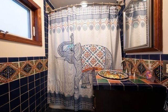 85 Kings Cove Beach Rd, Weymouth, MA 02191